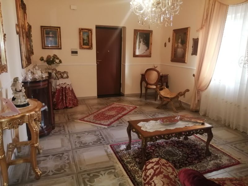 Acireale - via Guido Gozzano